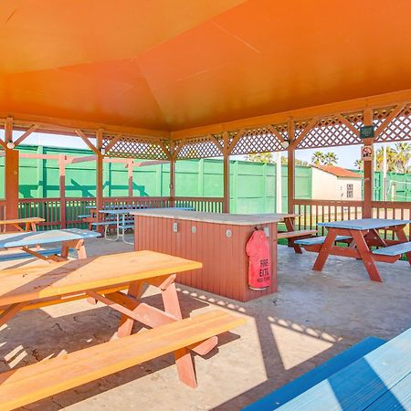 Cozy Waterfront Port Isabel Cottage With Deck! Exterior foto